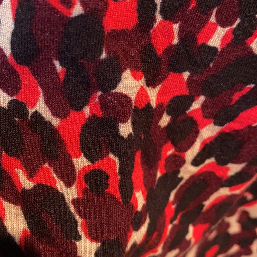 Macy’s INC brand tank with beaded neck 3x - Picture 4 of 4